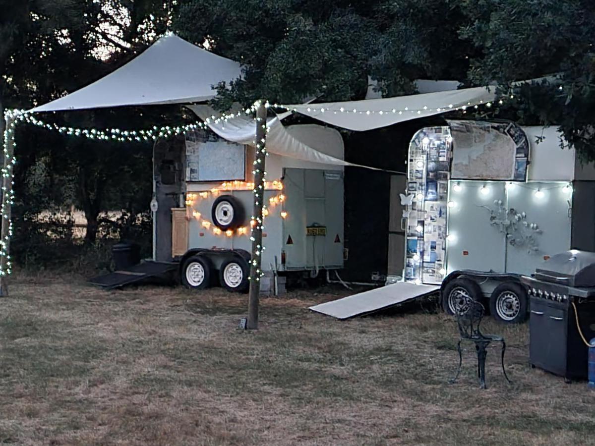 Glamping In Style, Prospector Tent Crawley  Luaran gambar