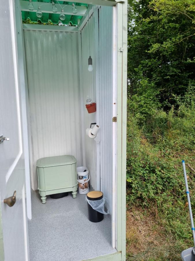 Glamping In Style, Prospector Tent Crawley  Luaran gambar